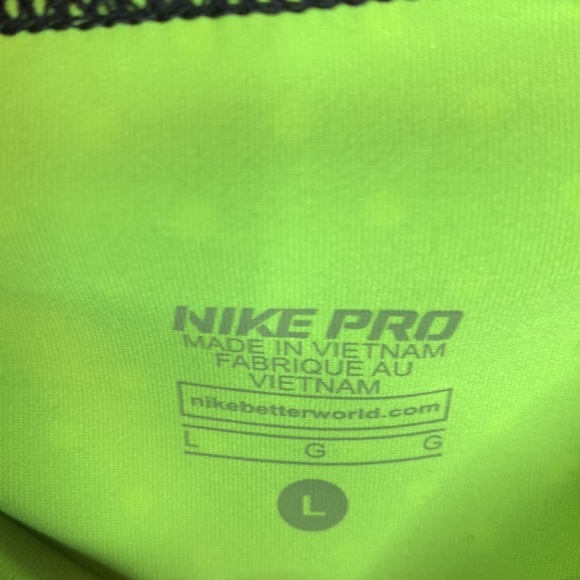 NIKE PRO DRI FIT CROP*** - Picture 4 of 8